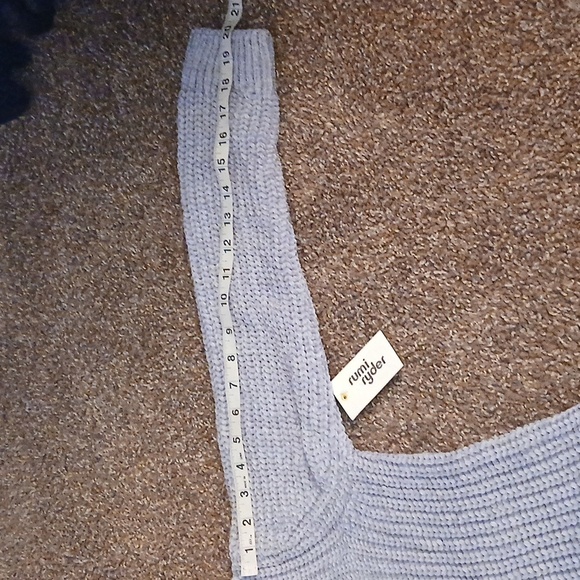 Rumi + Ryder the chenille cable knit sweater size 12 large - Picture 13 of 13